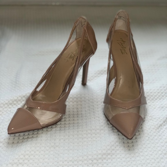 THALIA SODI Panel Pointed Toe Stiletto Slip On Pumps Color: Beige Size: 9M - Picture 4 of 9